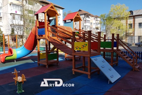 Modul de joaca Patru Turnuri