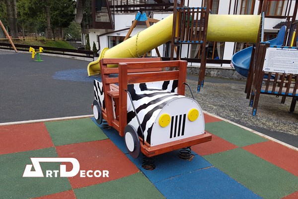 masinuta balansoar Masinuta balansoar