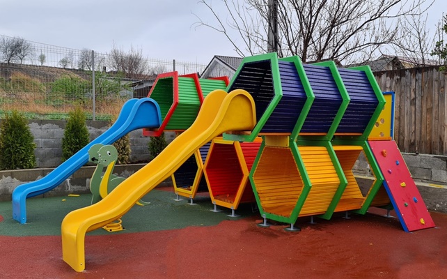 Complex de Joaca Multihexagon