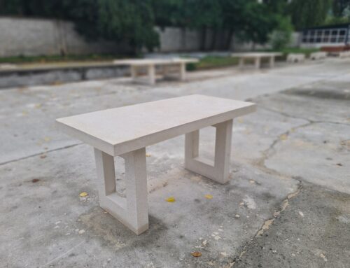 Masuta de exterior din beton